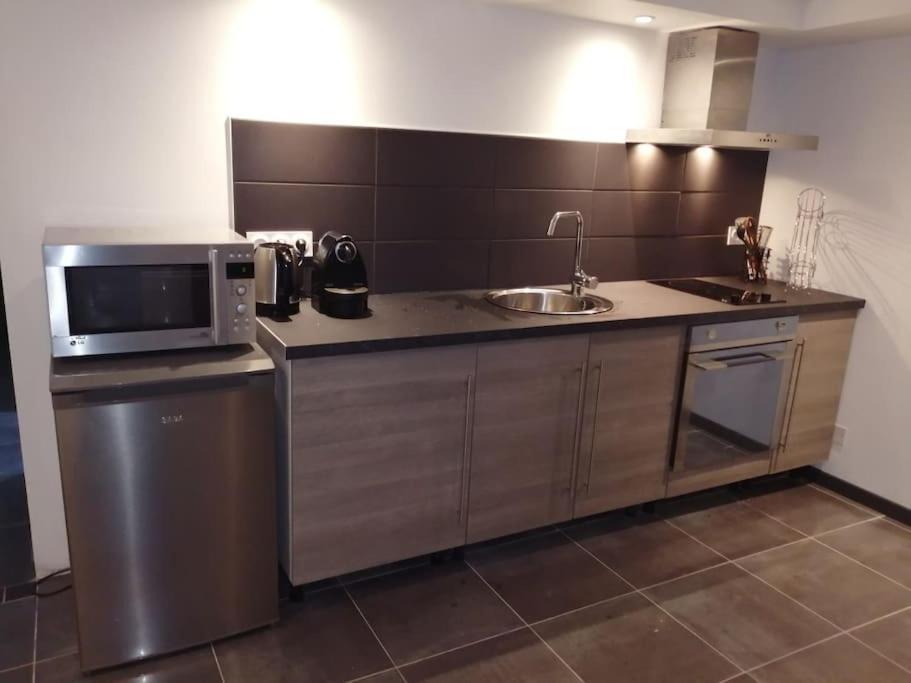 Peronnas Appartement Tout Proche De Bourg-En-Bresse מראה חיצוני תמונה
